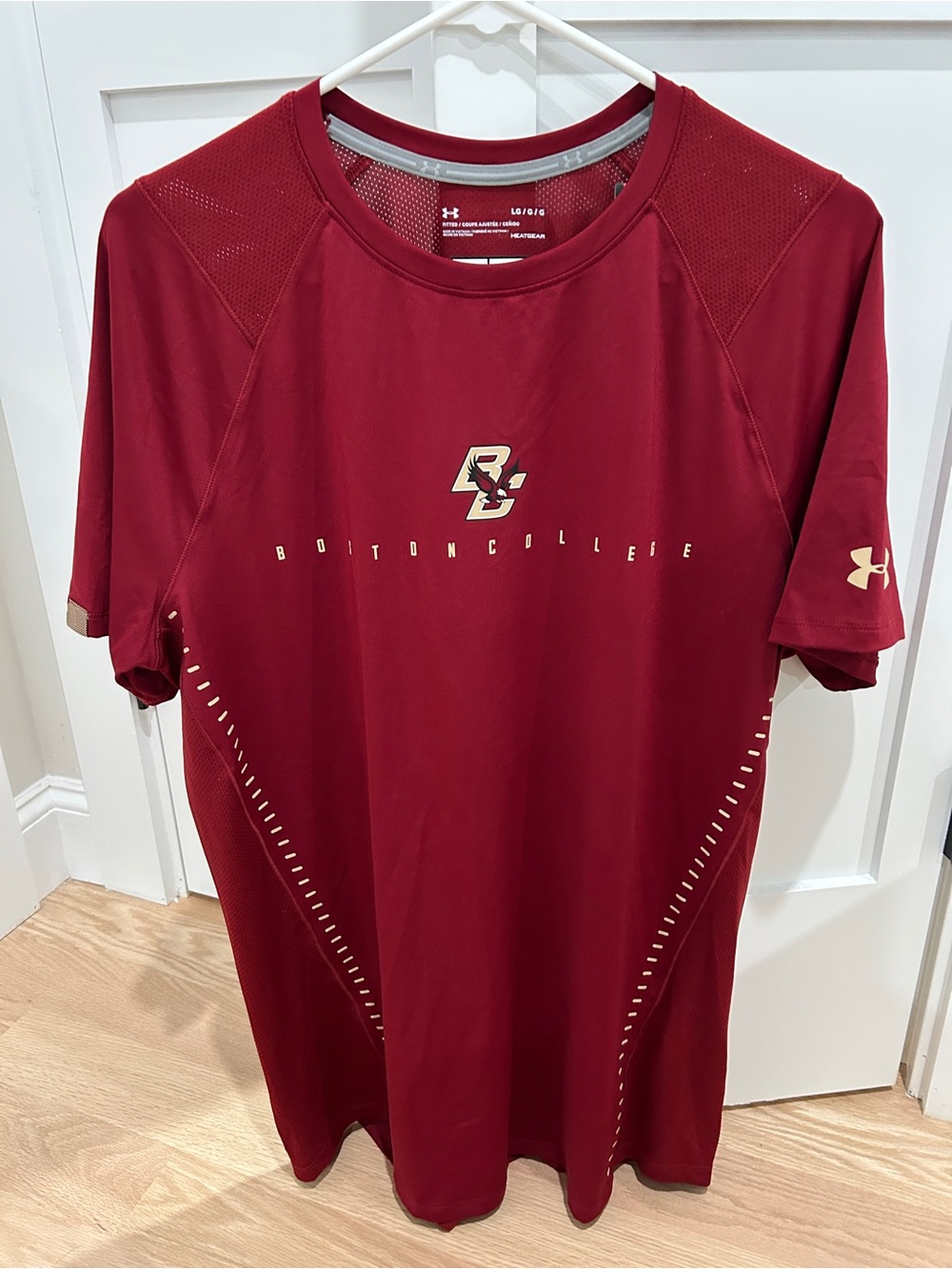 Boston college under Armour fitted t shirt